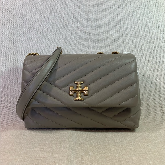 NEW Tory Burch Kira Chevron Gray Heron Leather Small Shoulder Bag/Crossbody Bag - Picture 2 of 16